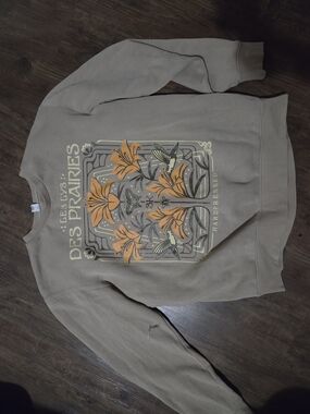 Les Lys Des Prairies Graphic Sweatshirt - Taupe and Orange
